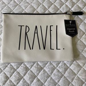 𝅺nwt Rae Dunn TRAVEL pouch 10"x7"